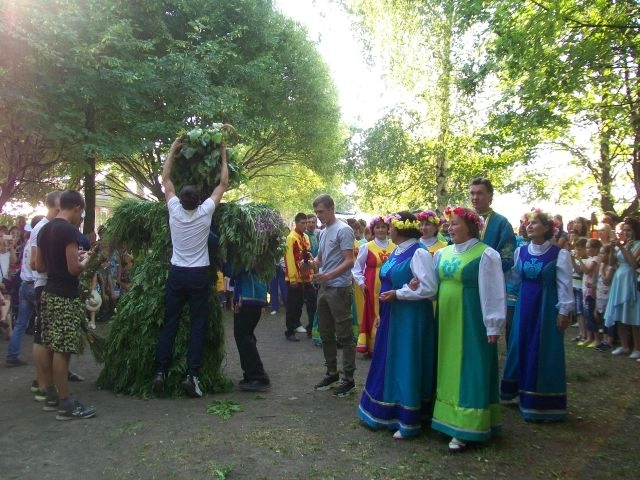 Обрядовый праздник «Кукла» в деревне Русские Атаи.