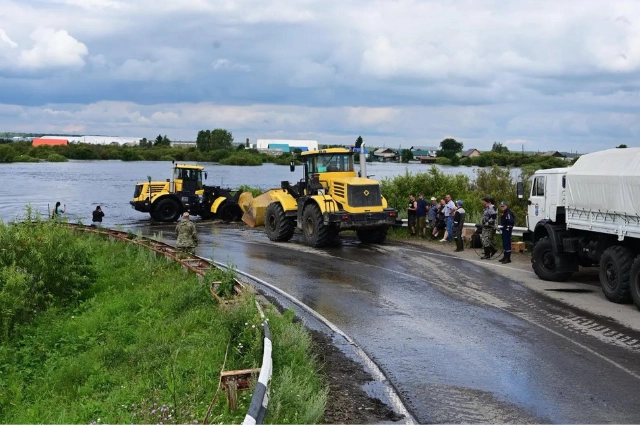 В Свердловской области из-за подтоплений эвакуировали более 400 человек