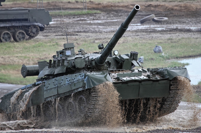 6 августа 1976 года танк был принят на вооружение под индексом Т-80. 