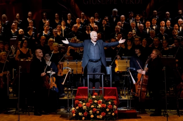 Дирижер Марко Боэми. 