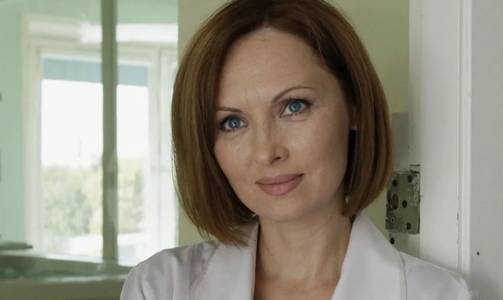 Елена Ксенофонтова в сериале «Доктор Тырса».