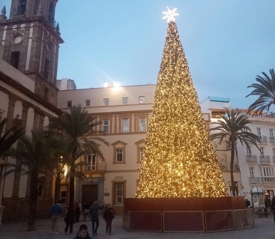 Ёлка в Кадисе.