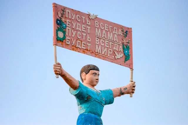 Там стоит сказочный терем. Как один человек прославил небольшое село Кунара