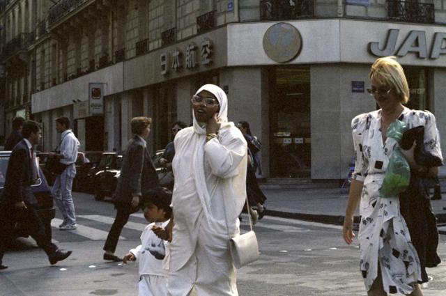 На улицах Парижа. 1989 год
