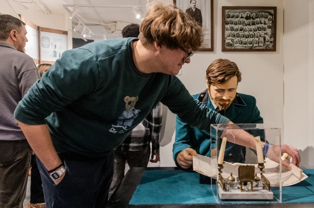 Видели «жёлтого карлика». Студенты убедились в многогранности истории Урала