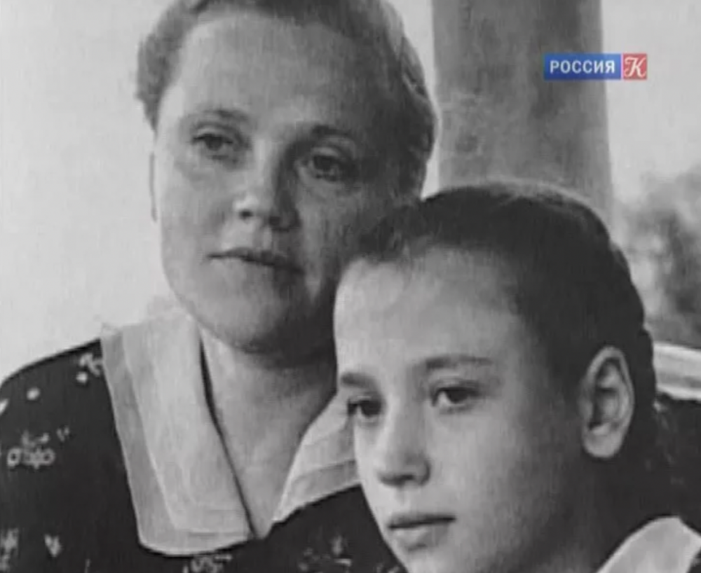 Лидия Санаева с дочерью Еленой.