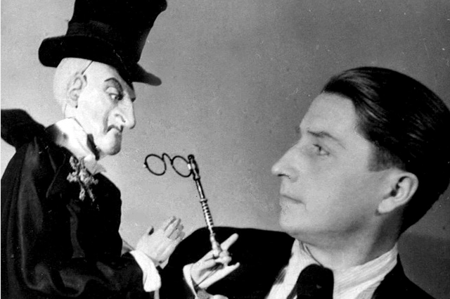 Актёр Юрий Копылов вернулся в театр после двух ранений.