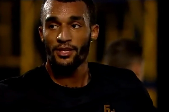 Лайонелу Адамсу был 31 год.