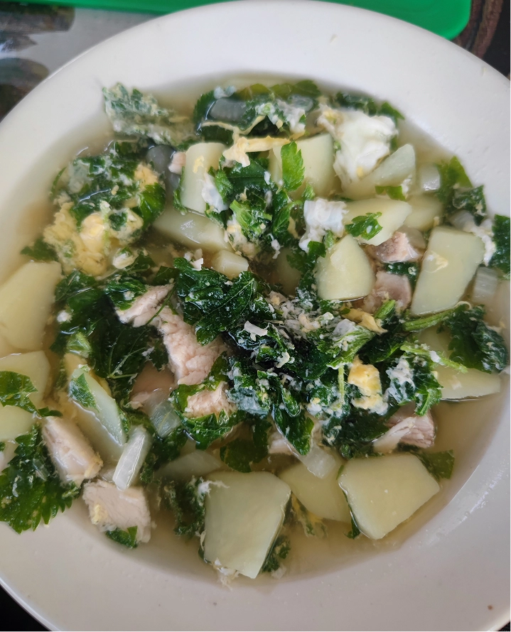 Щи с крапивой.