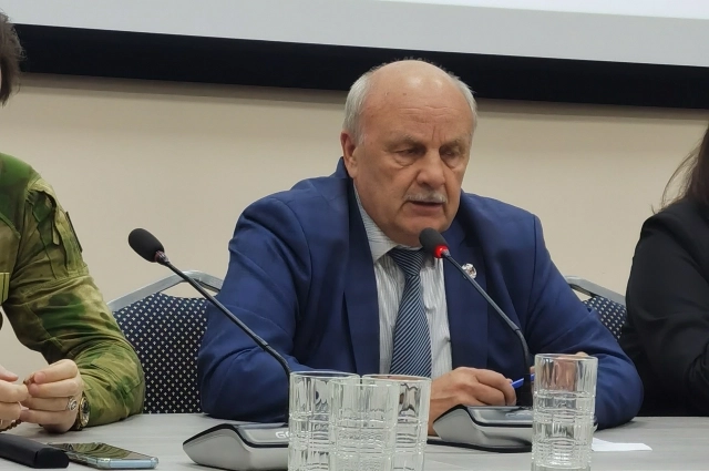 Николай Иванов.