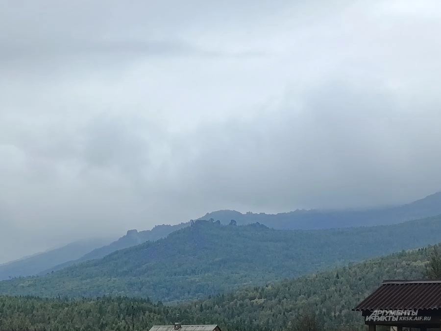 Скалы Кутурчинского Белогорья.