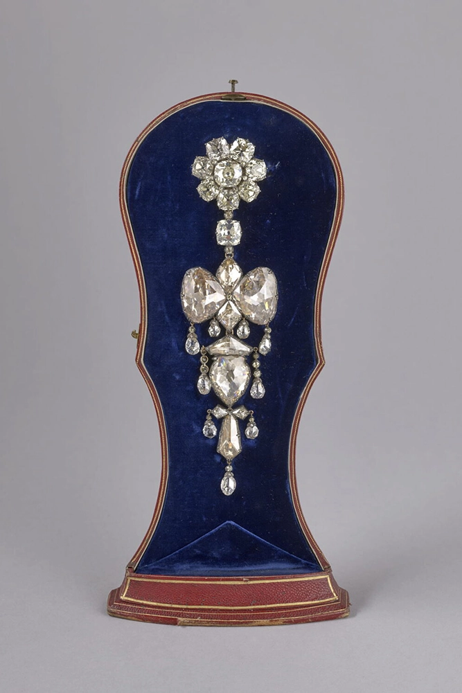 Брошь «Императрица Евгения» 1855 года.