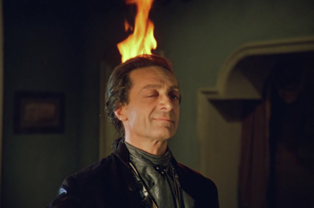 Нодар Мгалоблишвили в роли графа Калиостро в фильме Марка Захарова Формула любви . 1984 год