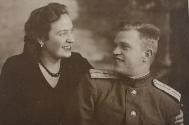 Зоя Андреева с мужем Николаем сразу после войны.