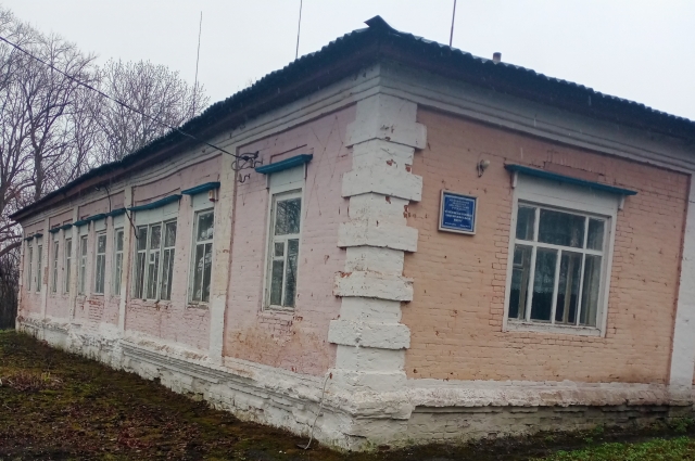 Школа в Семёновке работала с 1918 и по нынешний учебный год.