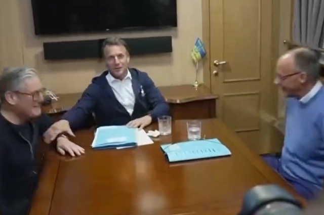 Макрон, Мерц и Стармер.