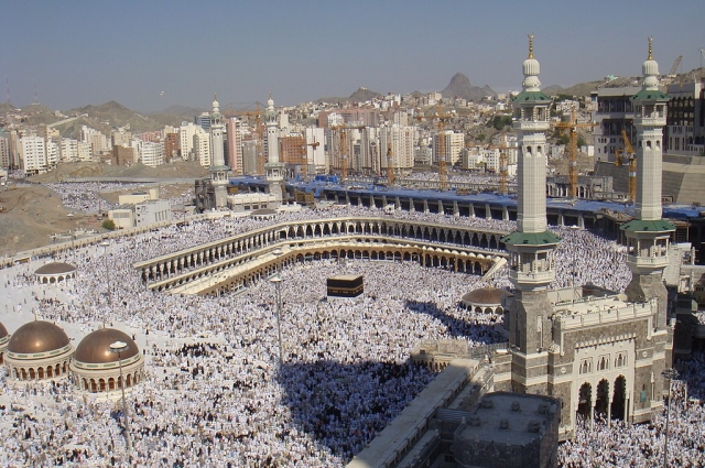 «Невыездными» стали и паломники.