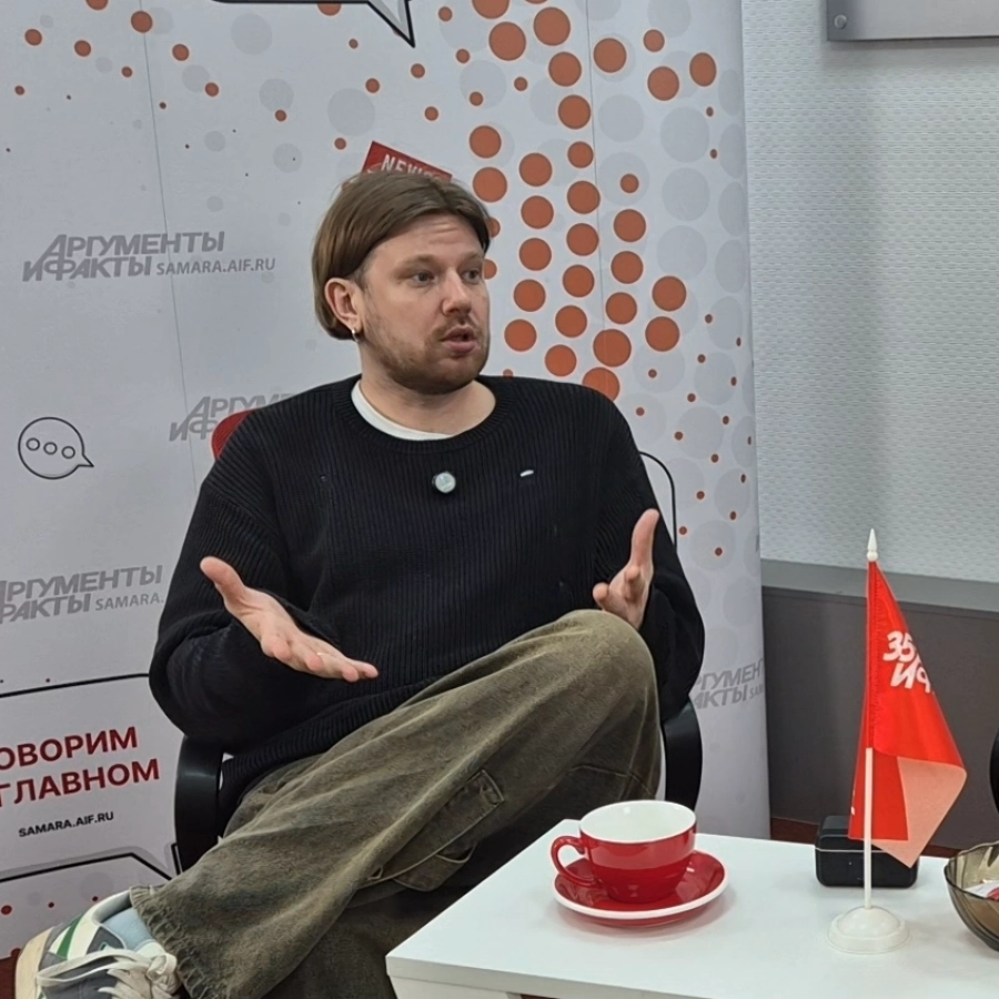 Музыкант Дмитрий Артемьев