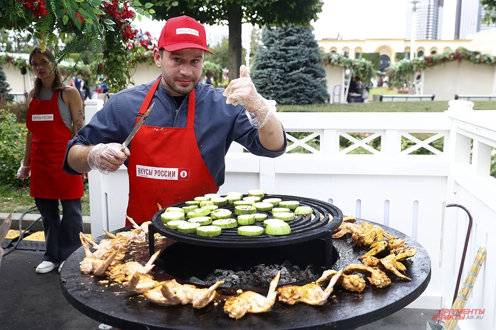 Гастрономический фестиваль «Вкусы России» в Москве.