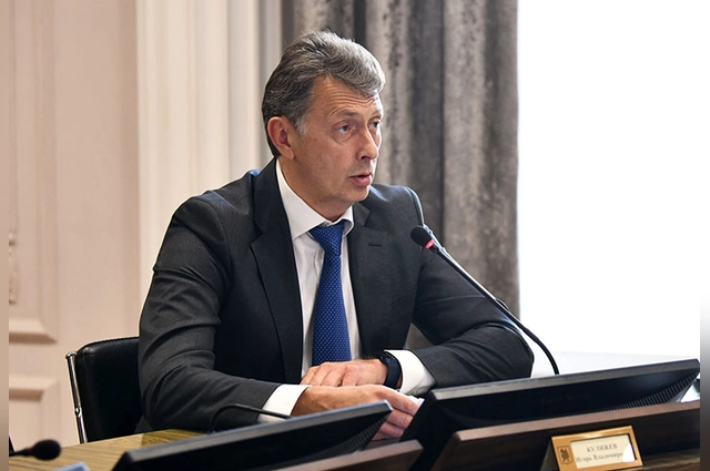 Бывшую супругу высокопоставленного муниципального чиновника Игоря Куляжева обвиняют в вымогательстве пяти миллиардов рублей.