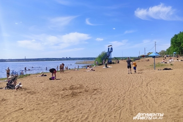 Центральный пляж в Ижевске.