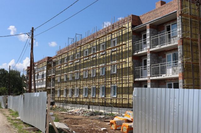 Уральские строители завершили монтаж всех 34 индивидуальных домов в Сосьве