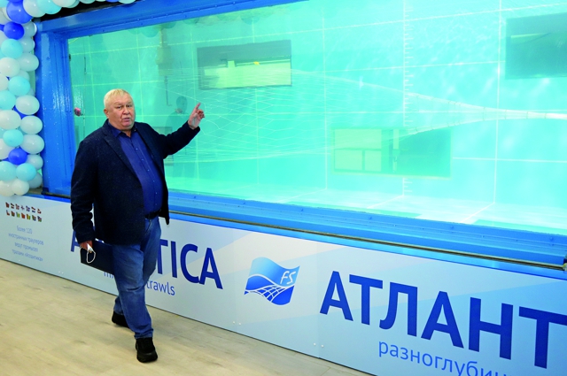Основатель и директор компании Андрей Фёдоров: «В гидролотке капитаны и тралмастера имеют уникальную возможность посмотреть на работу трала под водой».   