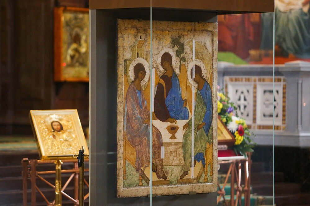 Икона «Святая Троица» Андрея Рублева в храме Христа Спасителя