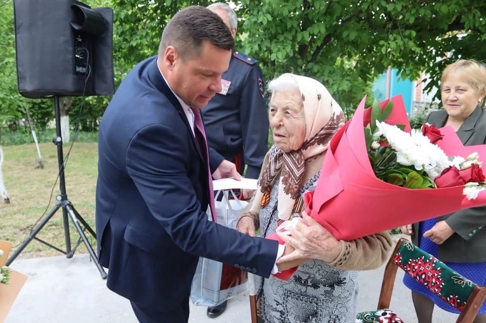 Участнице войны Надежде Никитичне Шульгиновой уже 101 год.