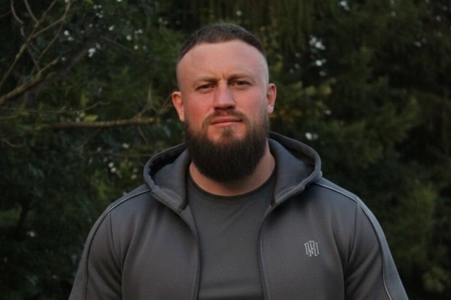 Спорт — то, что помогает справиться Александру со сложностями.