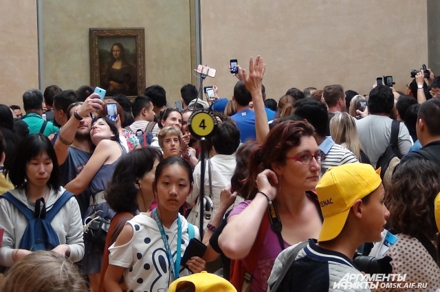 Самой популярной картиной в Лувре является «Джоконда».