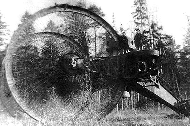 Царь-танк на испытаниях, 1915 г.
