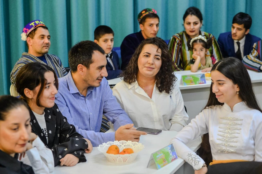 Интеллектуальное состязание состояло из нескольких увлекательных туров.