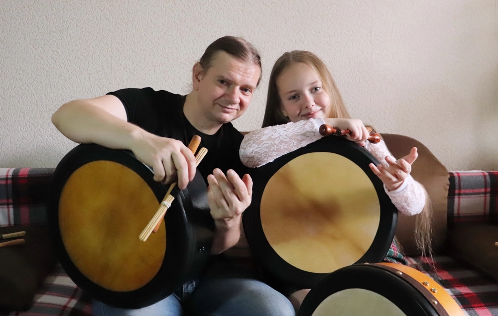 Дочь Лена разделяет увлечения отца.