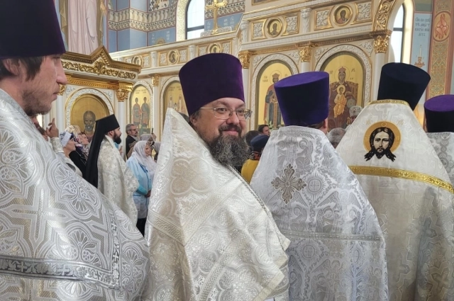 Отец Виталий служит настоятелем храма в Южноуральске.