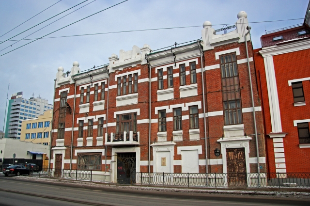 Дом Меркулова-Губайдуллина по ул. Островского в стиле модерн.