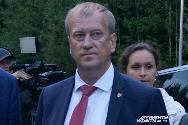 Бывший глава Добрянского округа Константин Лызов занял должность заместителя главы администрации губернатора по взаимодействию с органами местного самоуправления. 