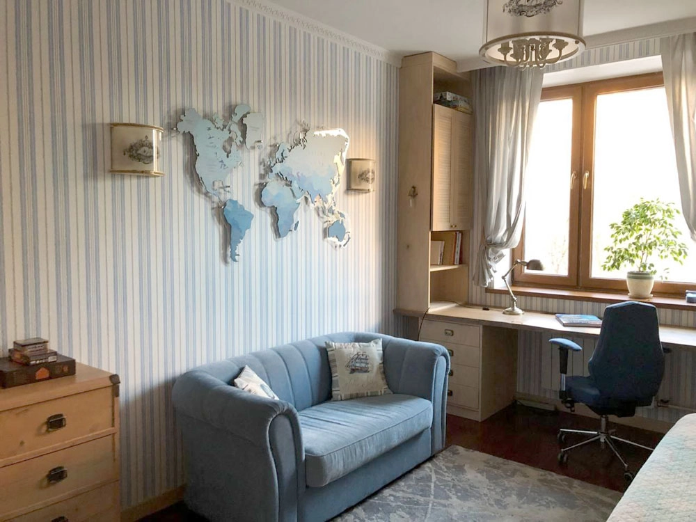 Даже золотой цвет в детской может быть ненавязчивым.