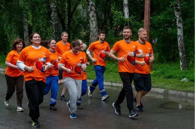 Сотрудники ВИЗ-Стали преодолели 8000 км на благотворительном марафоне