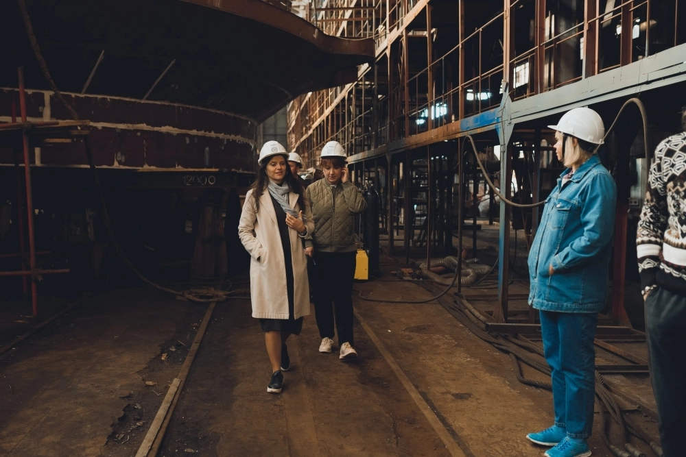 Популярностью пользуются экскурсии на промышленные предприятия