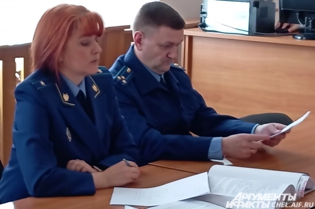 Показания свидетелей зачитывал государственный обвинитель.