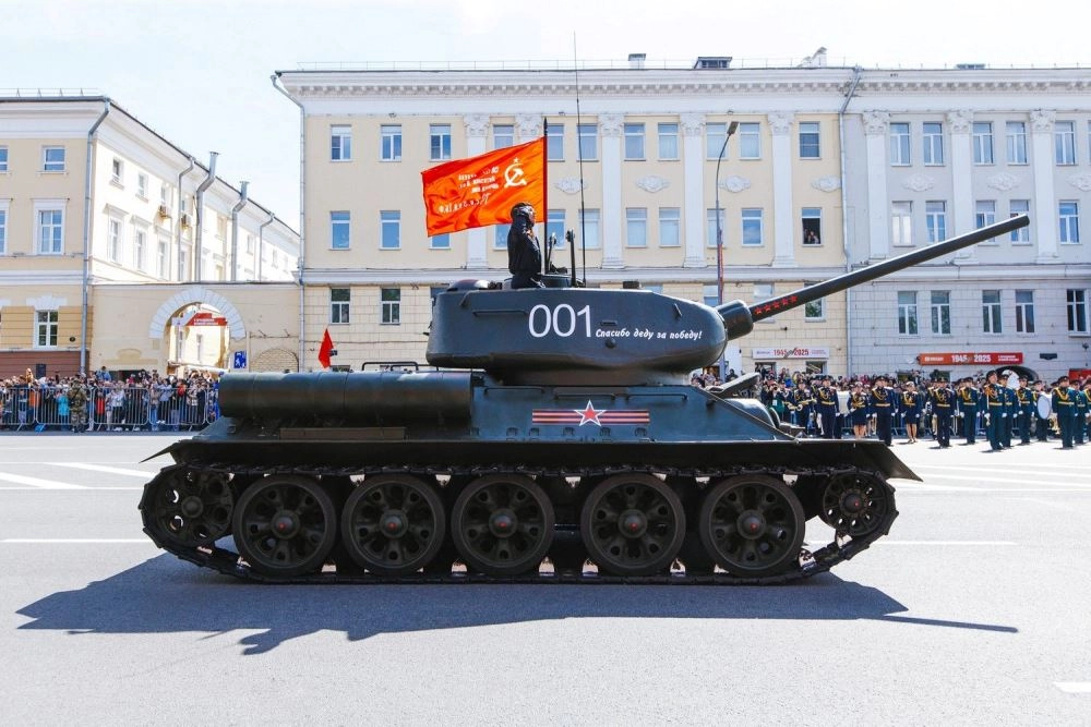 Парад Победы в Нижнем Новгороде