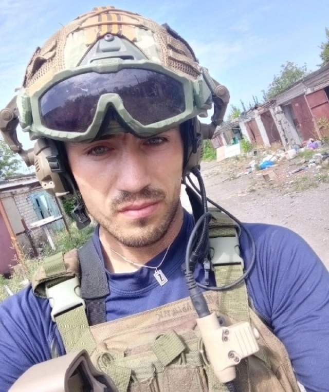 Дим служит в армии почти 10 лет.