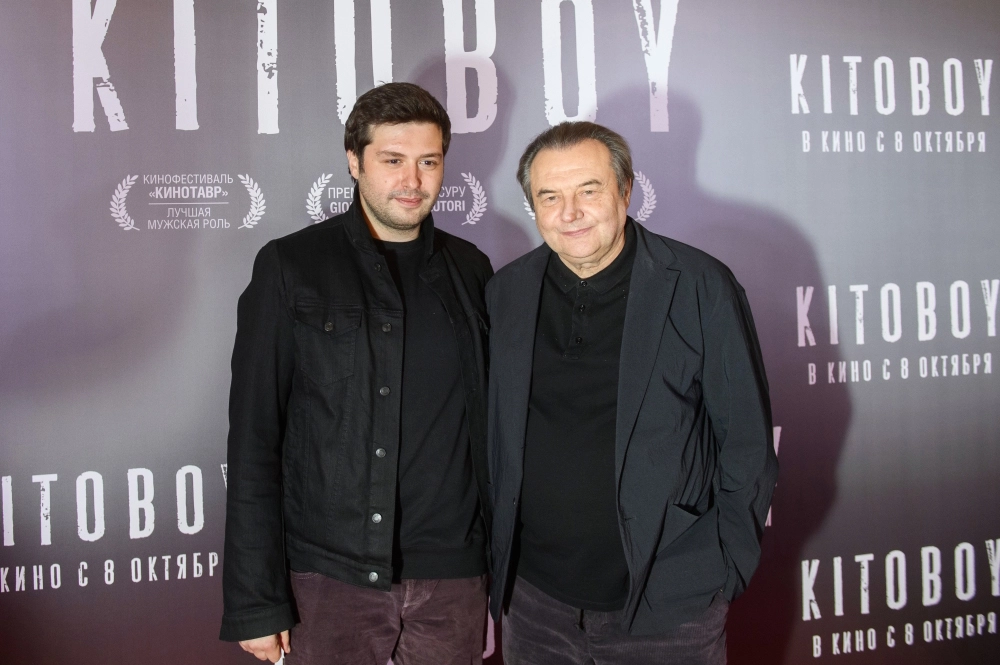 Алексей Учитель (справа) и его сын, режиссер Илья Учитель