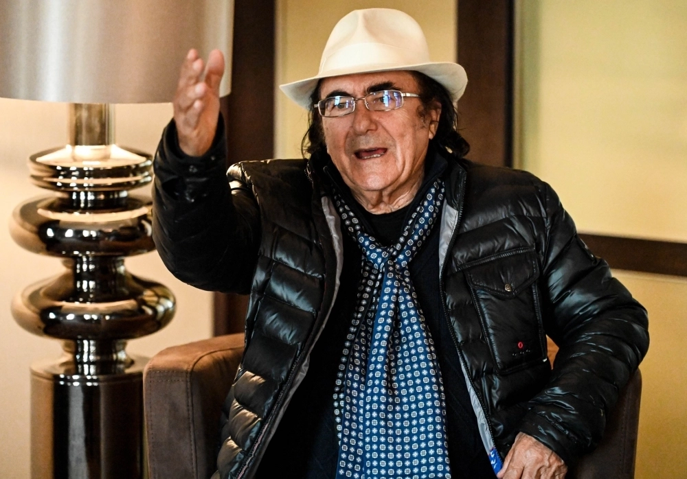 Русский язык кажется итальянцам сложным, но маэстро любит петь на нём.