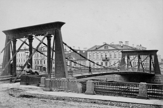 Простоял мост 79 лет и... рухнул.