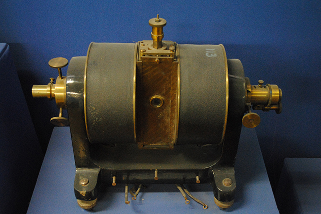 Струнный гальванометр, принадлежавший А.Ф.Самойлову