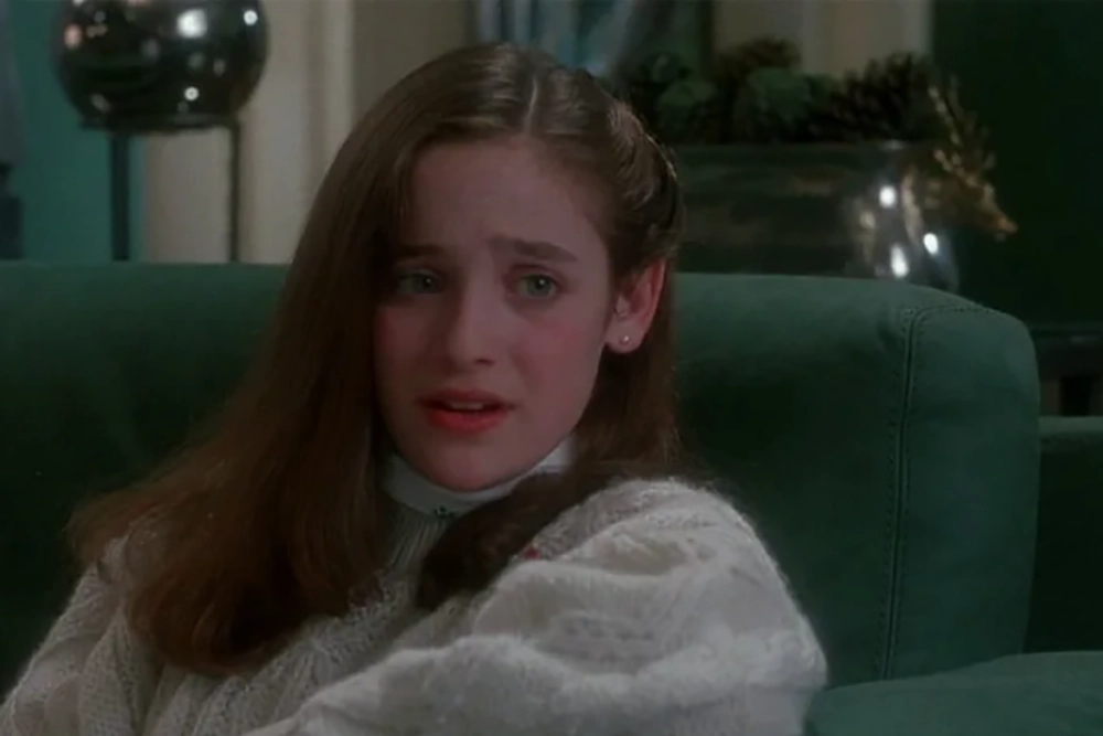 Хиллари Вульф.