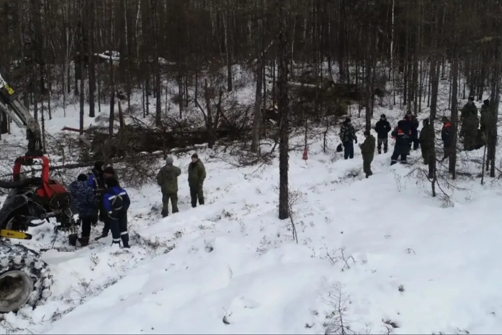 Поиски воздушного судна длились больше суток.
