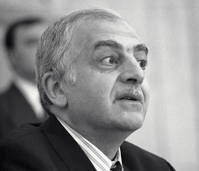 Президент Грузии Звиад Гамсахурдиа. 1992 год.
